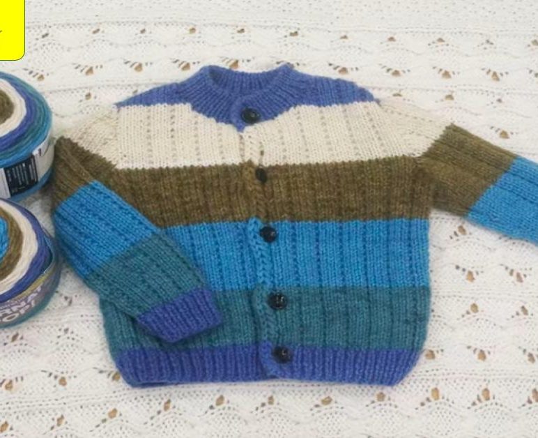 Gợi ý cách đan áo len cải màu kiểu mini robot cho bé trai